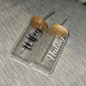 “Hubby” “wifey” glass tumblers with straws